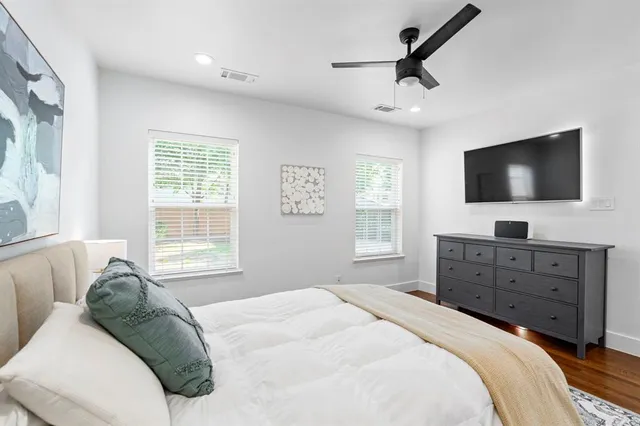 $855,000 | 6326 Lakeshore Drive, Dallas, TX 75214