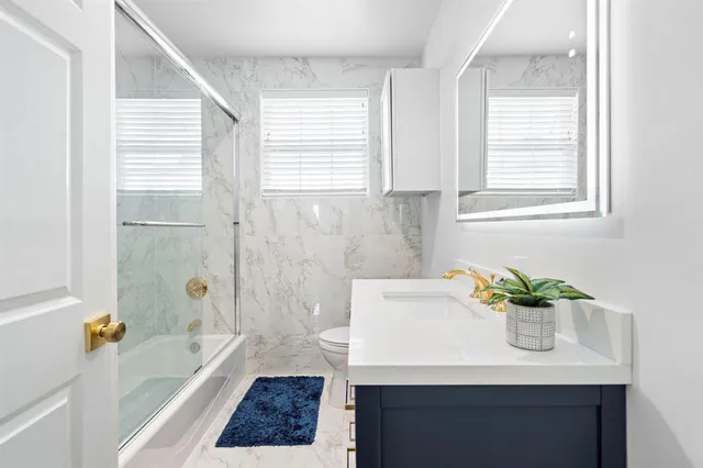 $855,000 | 6326 Lakeshore Drive, Dallas, TX 75214