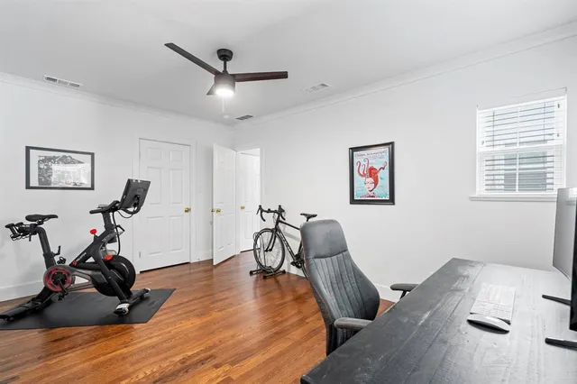 $855,000 | 6326 Lakeshore Drive, Dallas, TX 75214