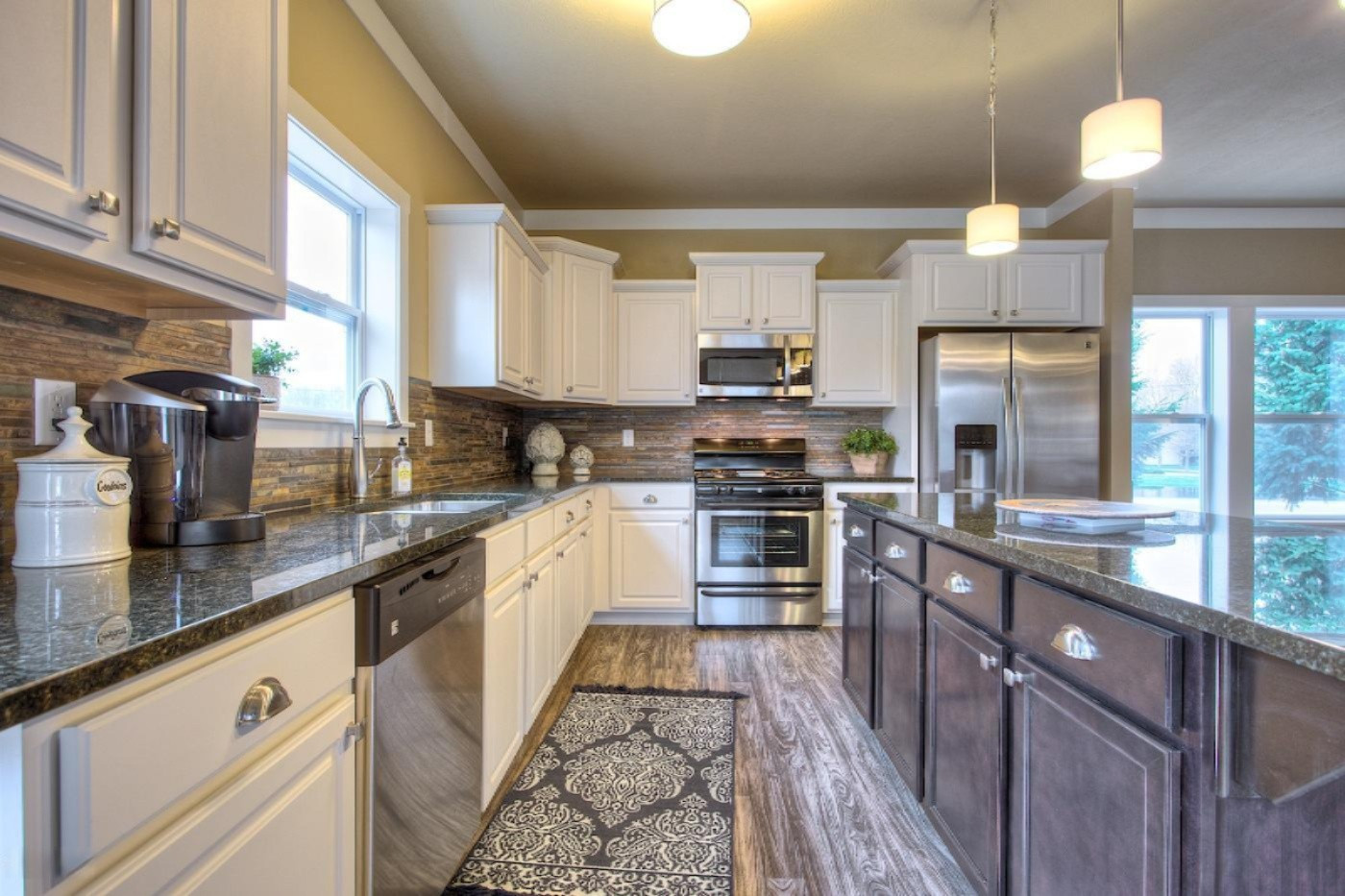 41 Manor Road Grand Haven, MI 49417 - Photo 3 of 22 Kitchen2