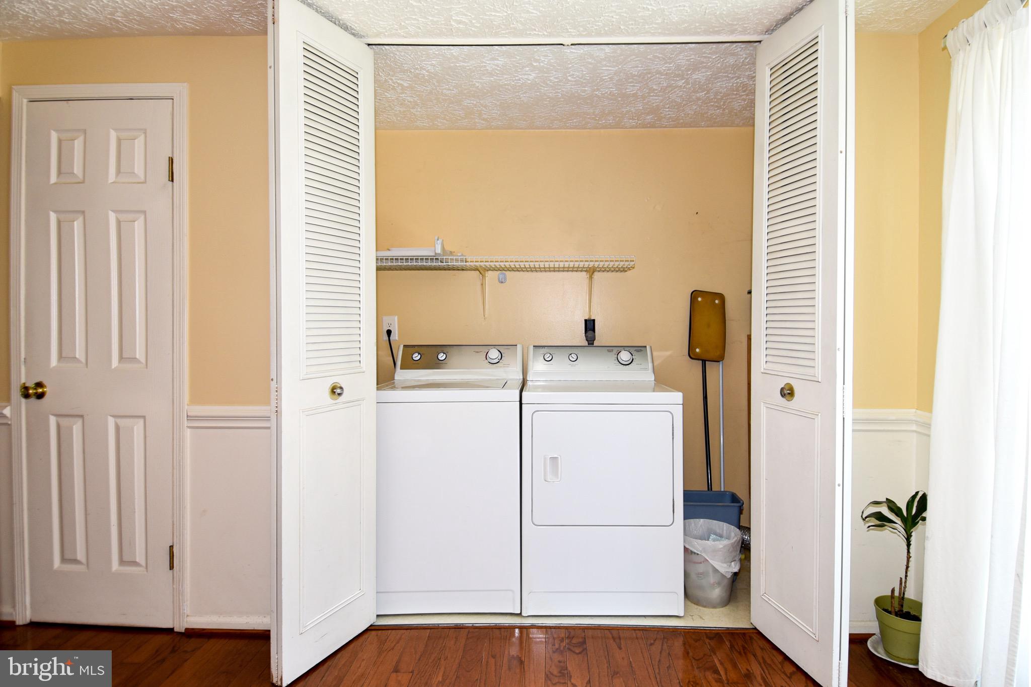 6999 Villa-Del-Rey Court Springfield, VA 22150 - Photo 14 of 34 Laundry