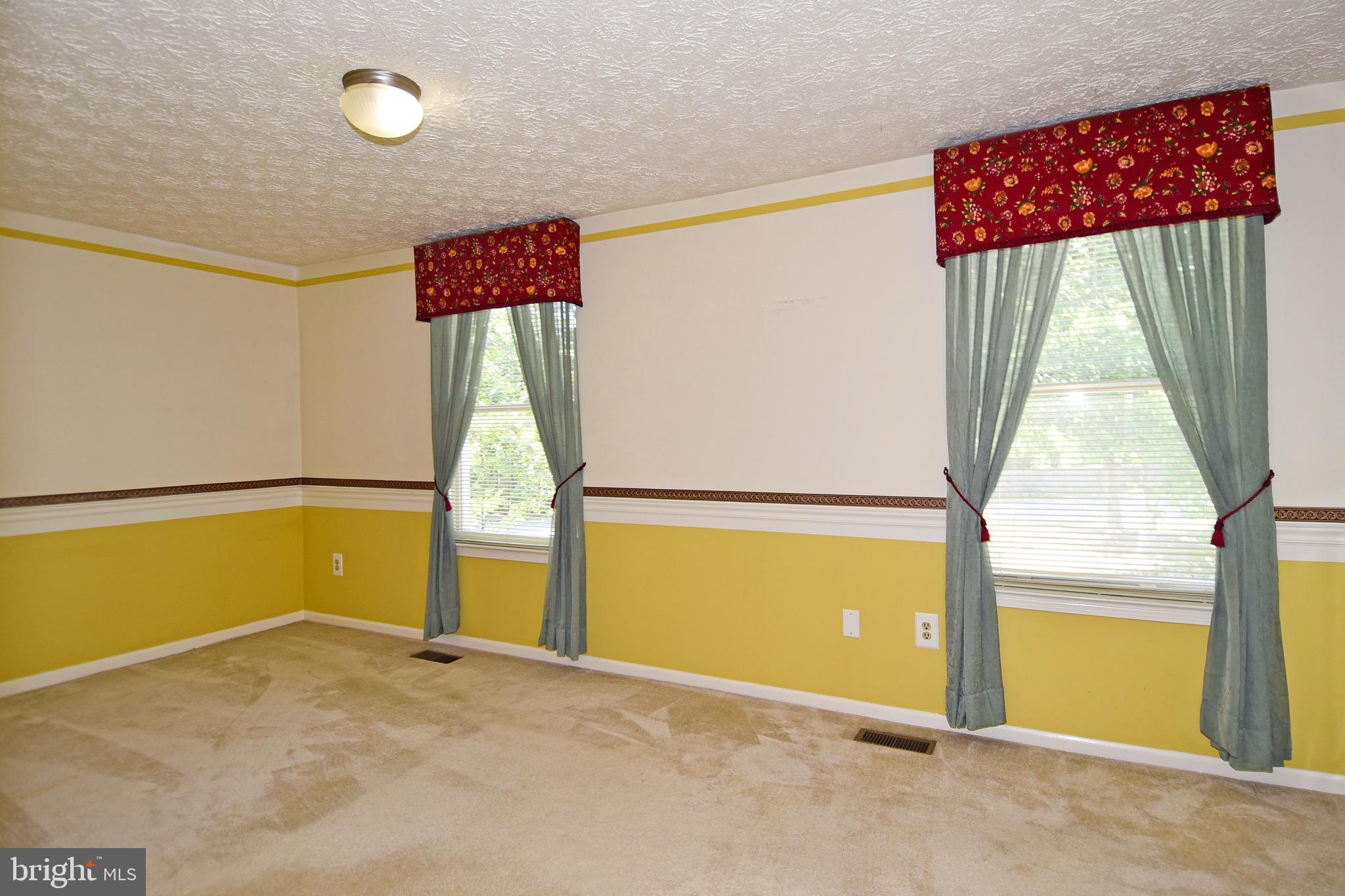 6999 Villa-Del-Rey Court Springfield, VA 22150 - Photo 15 of 34 Master bedroom