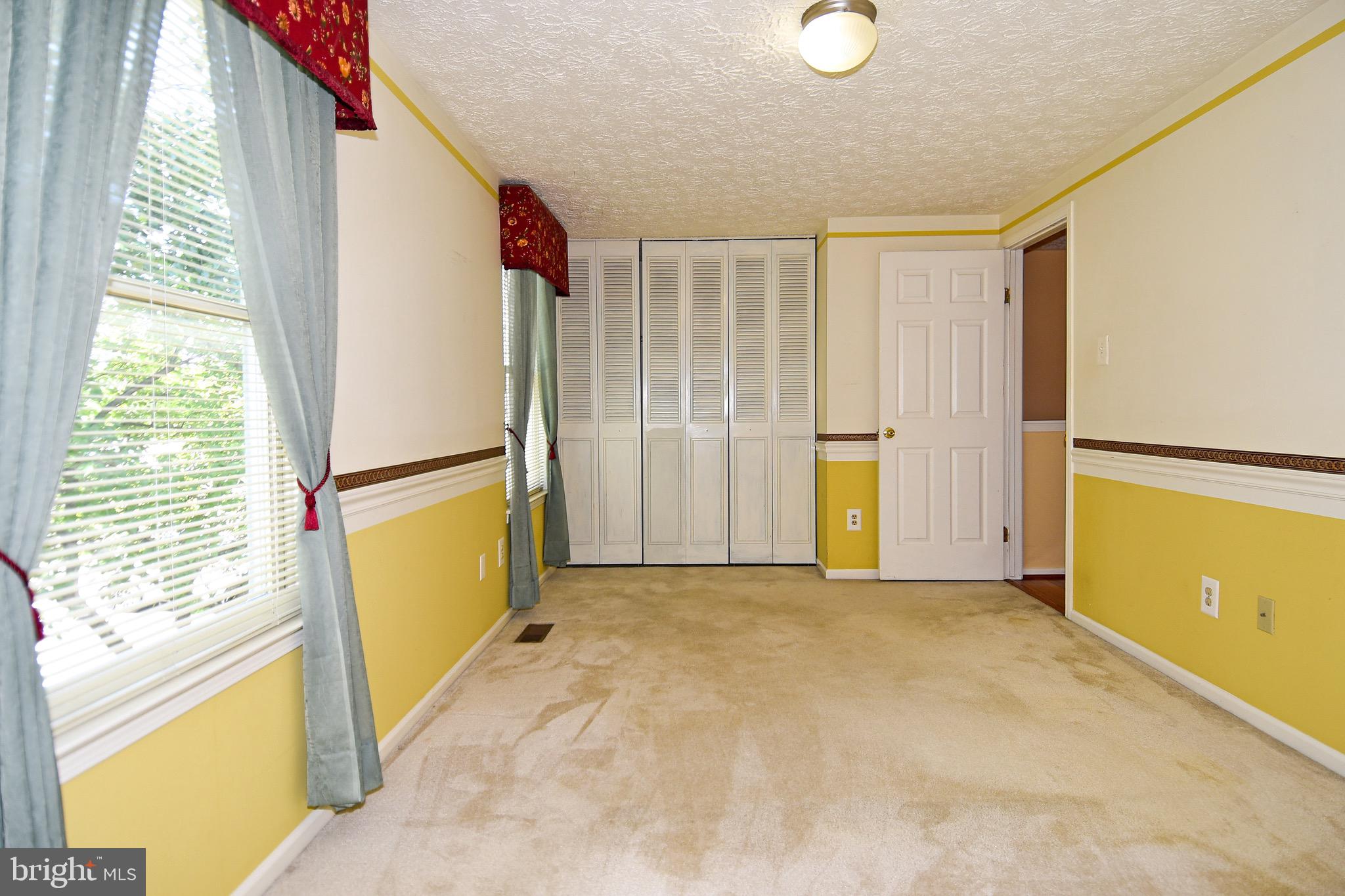 6999 Villa-Del-Rey Court Springfield, VA 22150 - Photo 16 of 34 Master bedroom