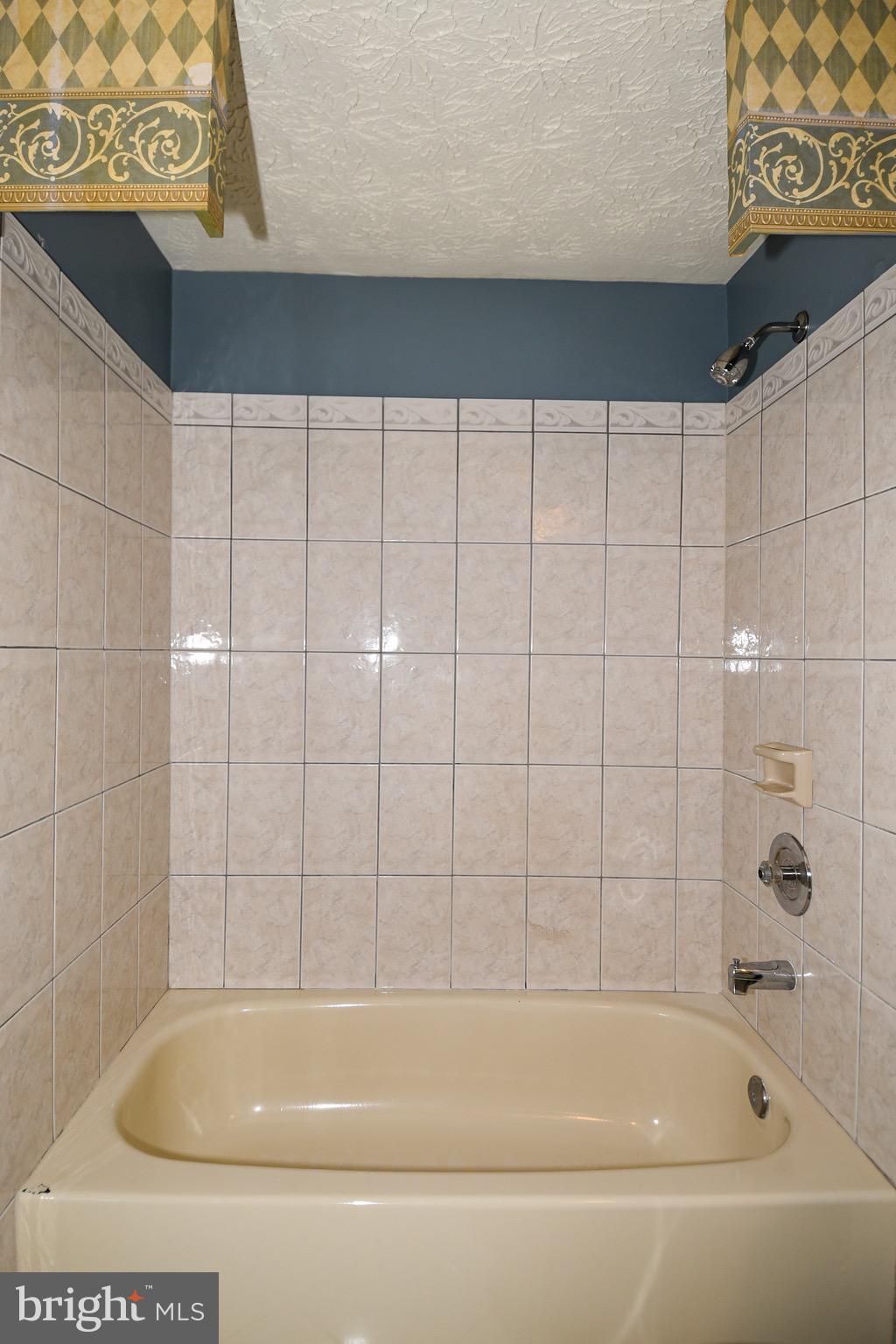 6999 Villa-Del-Rey Court Springfield, VA 22150 - Photo 23 of 34 Bathroom