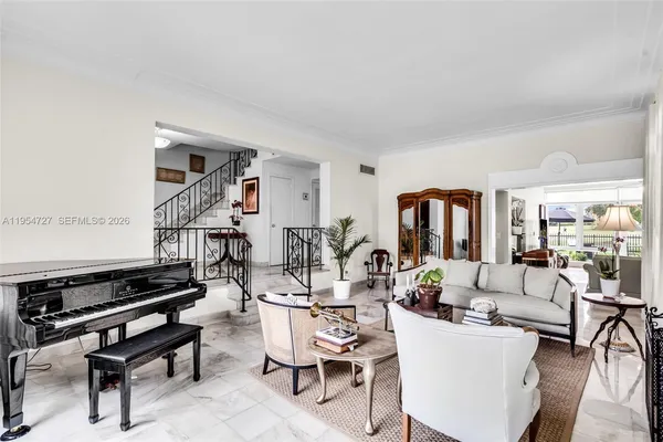 $3,700,000 | 5965 Alton Road, Miami Beach, FL 33140