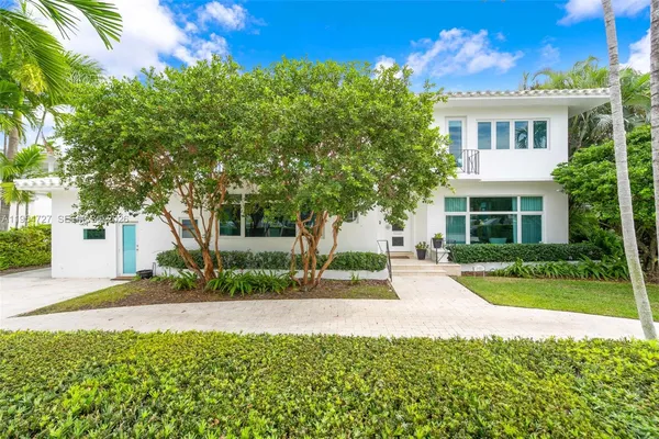 $3,700,000 | 5965 Alton Road, Miami Beach, FL 33140