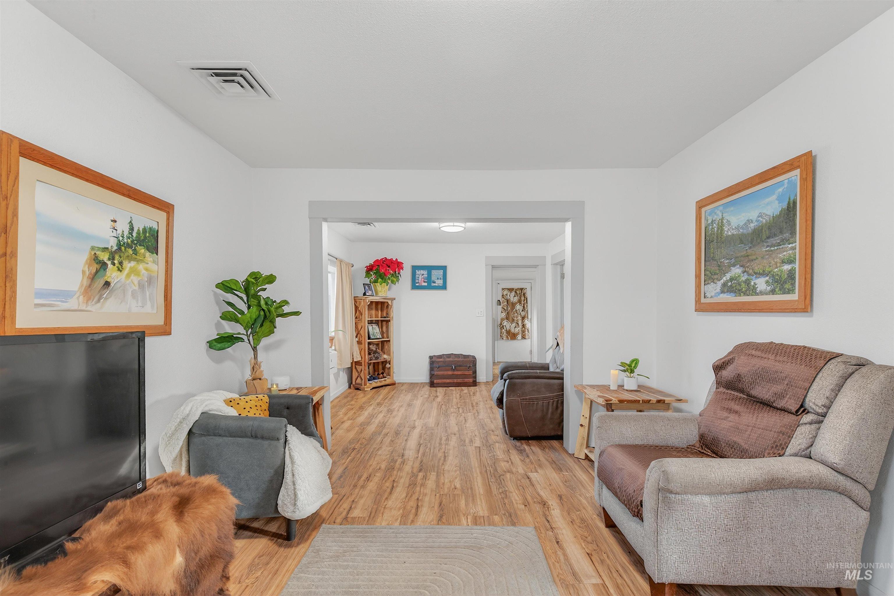 601 12th Street Clarkston, WA 99403 - Photo 2 of 21 Living room featuring light wood-style floors