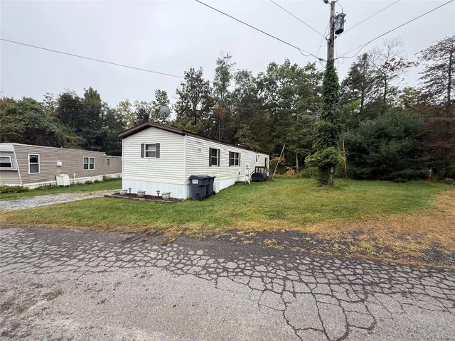 $84,000 | 28 Orsland Lane, Unit 34, West Hurley, NY 12491