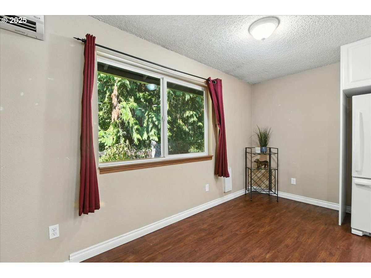 13114 Northwest 8th Way, Unit B Vancouver, WA 98685 - Photo 12 of 26