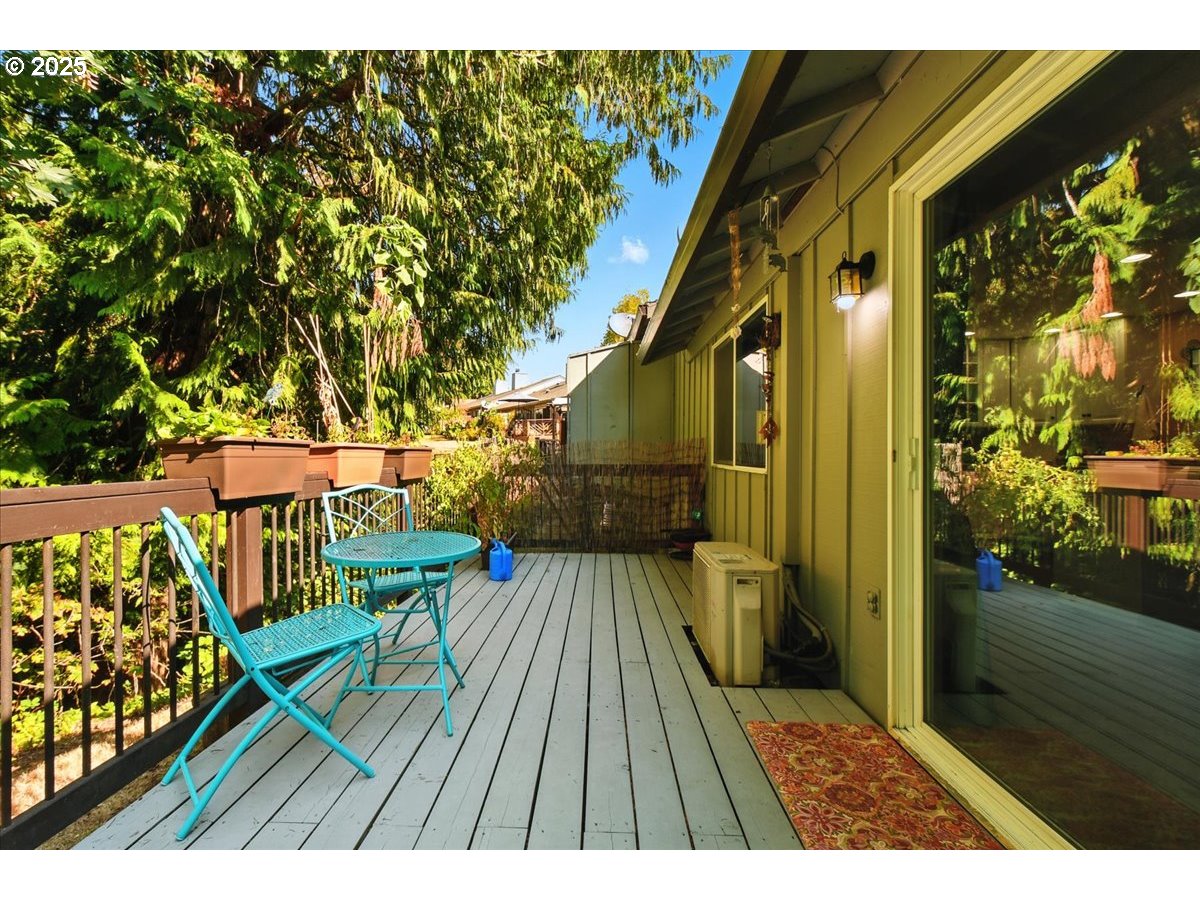 13114 Northwest 8th Way, Unit B Vancouver, WA 98685 - Photo 18 of 26