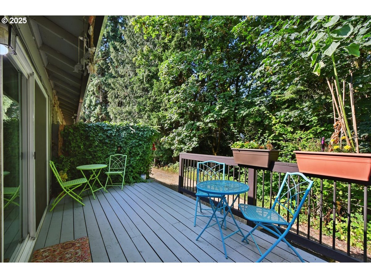 13114 Northwest 8th Way, Unit B Vancouver, WA 98685 - Photo 19 of 26