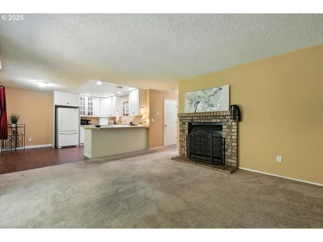 $269,900 | 13114 Northwest 8th Way, Unit B, Vancouver, WA 98685