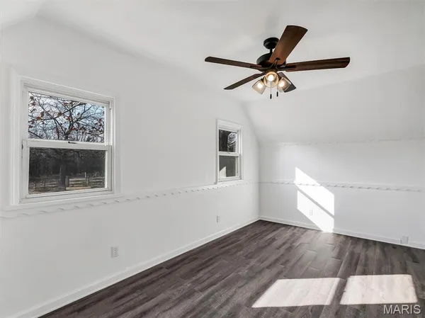 $350,000 | 2803 Highway J Bourbon Mo 65441, Bourbon, MO 65441