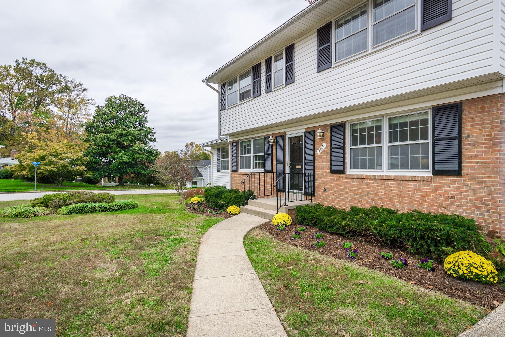 8208 Greeley Boulevard Springfield, VA 22152 - Photo 2 of 41