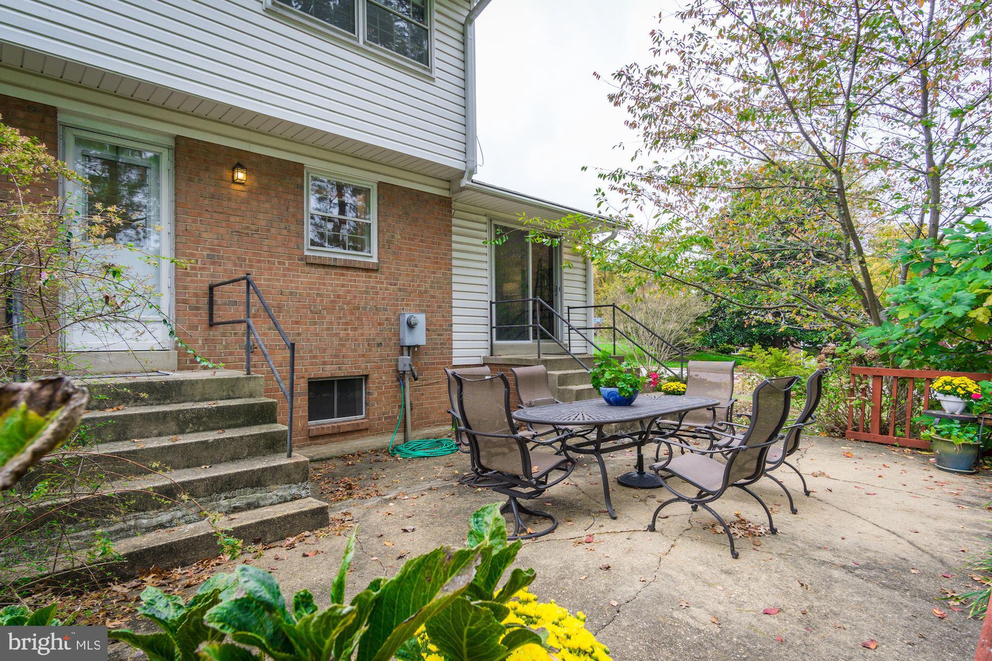 8208 Greeley Boulevard Springfield, VA 22152 - Photo 36 of 41