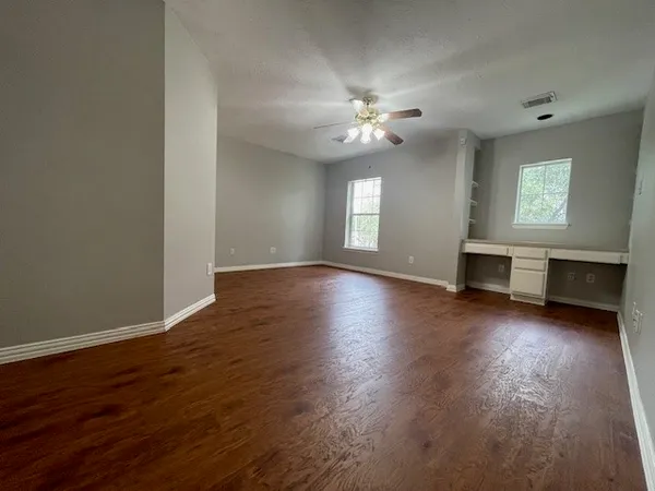$3,100 | 8519 Babbling Brook Court, Sugar Land, TX 77479