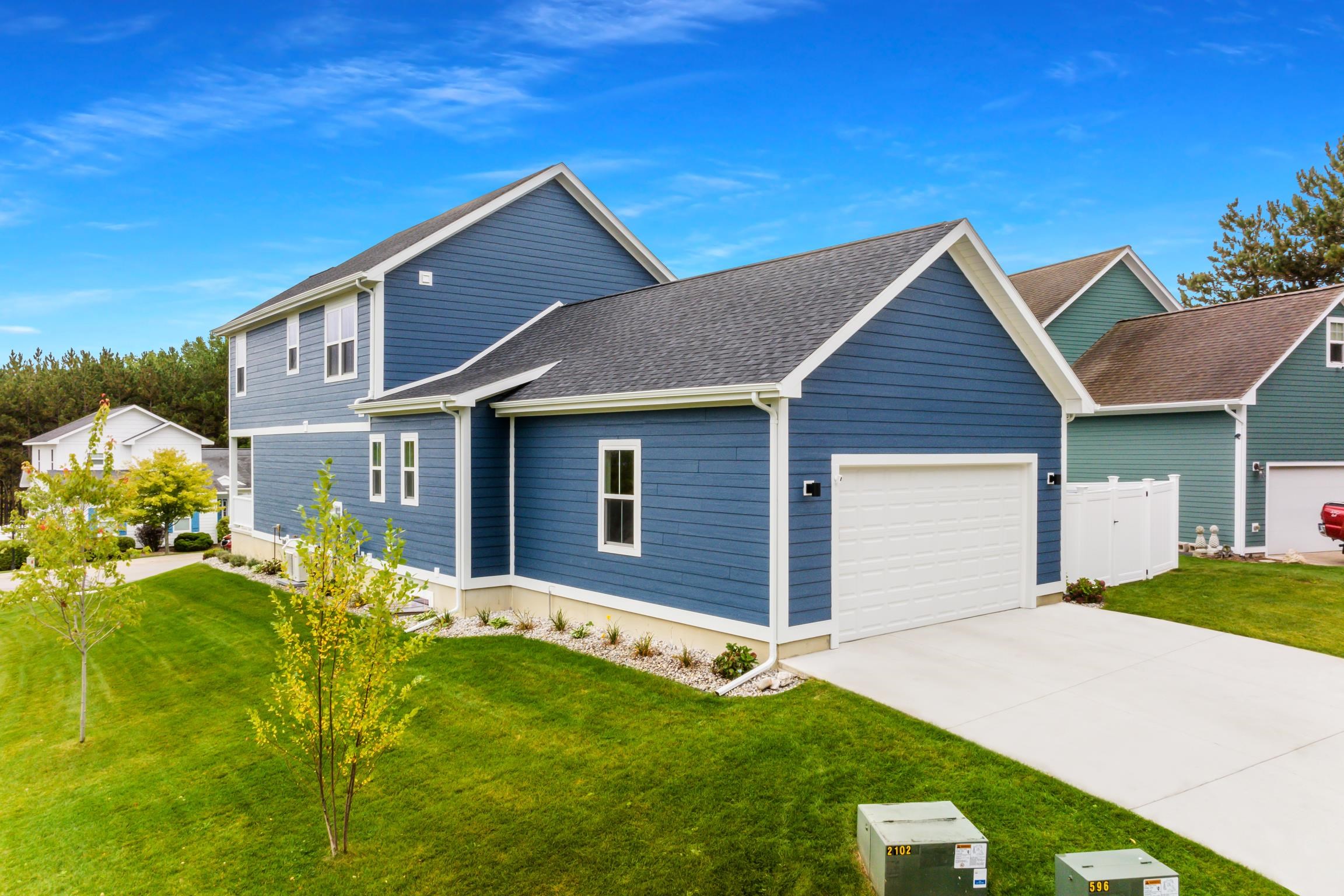 10708 Shrewbury Road Traverse City, MI 49684 - Photo 2 of 32