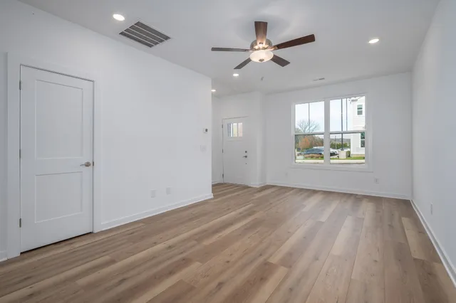 $294,500 | 1170 Dickerson Road, Unit 24, Goodlettsville, TN 37072