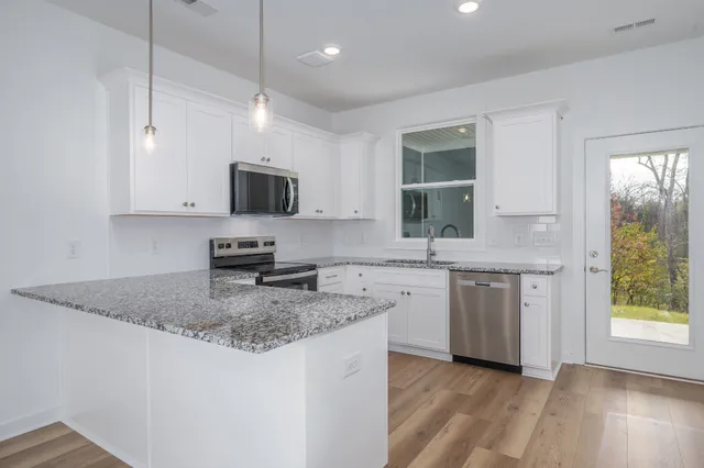 $294,500 | 1170 Dickerson Road, Unit 24, Goodlettsville, TN 37072