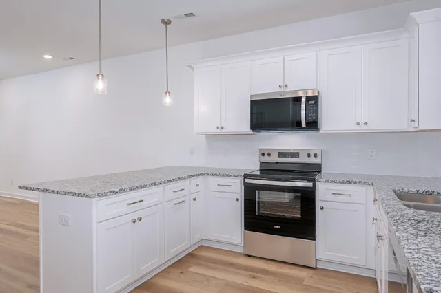 $294,500 | 1170 Dickerson Road, Unit 24, Goodlettsville, TN 37072