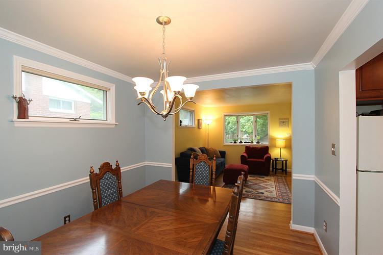 11211 Troy Road Rockville, MD 20852 - Photo 14 of 30 Dining Room