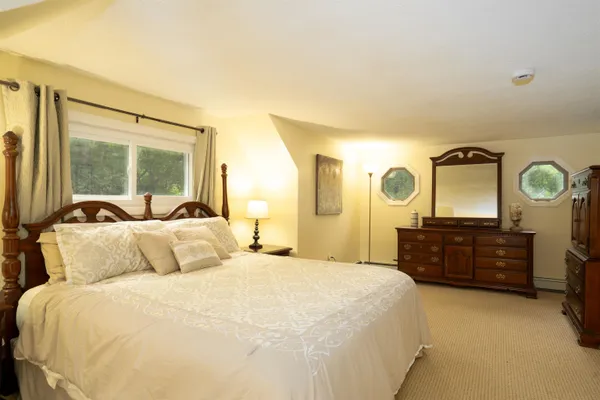 $629,000 | 1649 East Manchester Road, Manchester, VT 05255