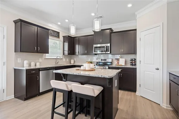 $324,900 | 727 Sinclair Lane, Temple, GA 30179