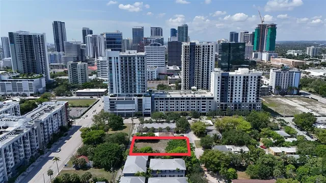 $2,800,000 | 412 Northeast 2nd Avenue, Fort Lauderdale, FL 33301