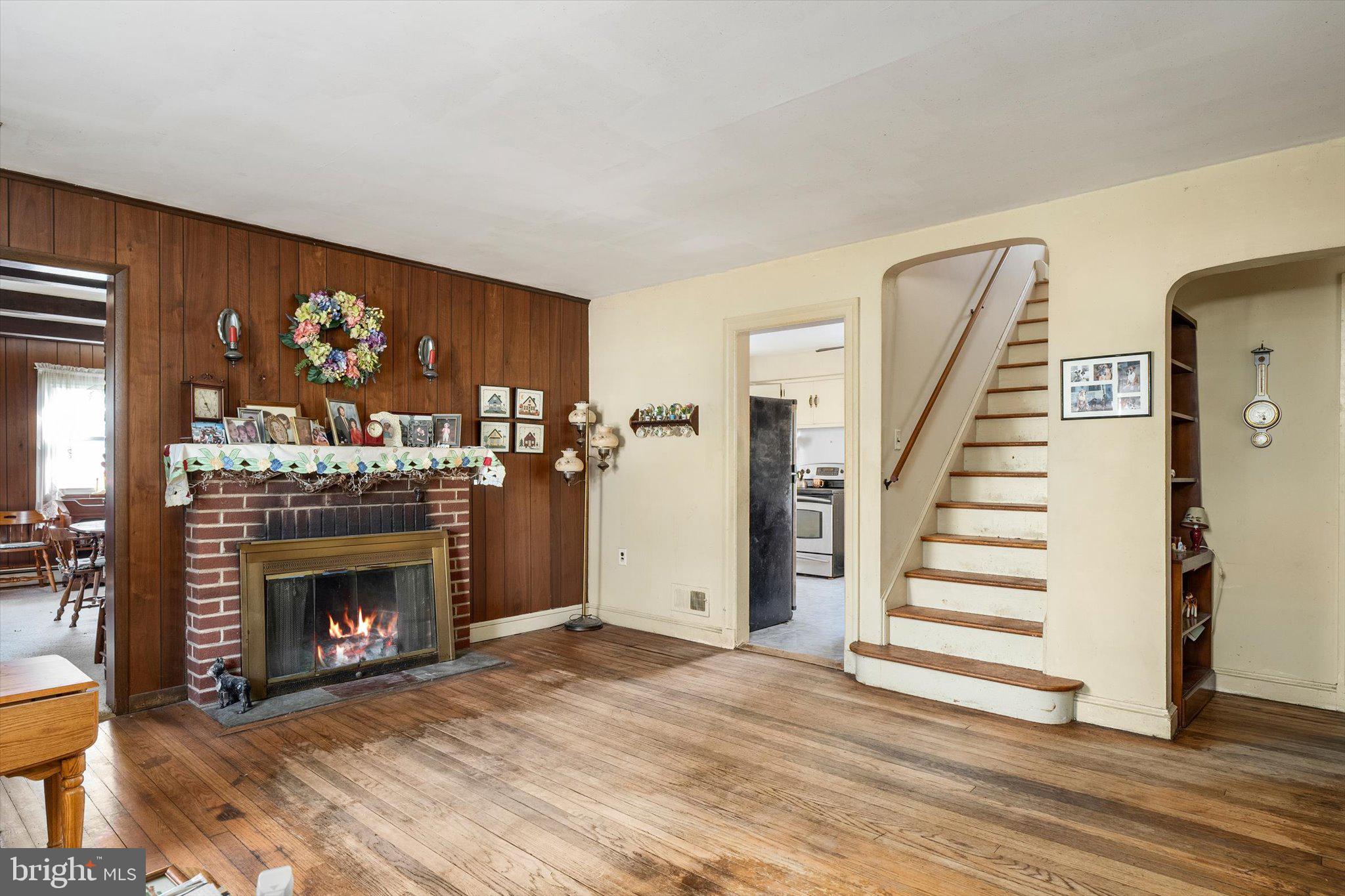 260 Mercer Street Hamilton, NJ 08690 - Photo 2 of 27