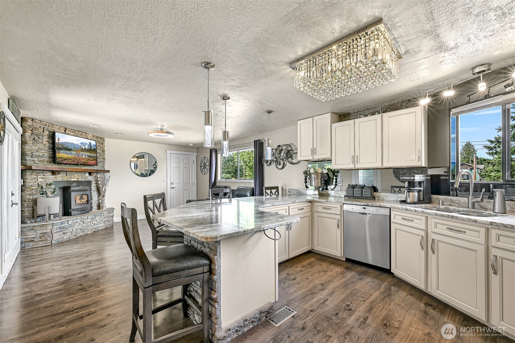 1835 East Smith Road Bellingham, WA 98226 - Photo 14 of 40