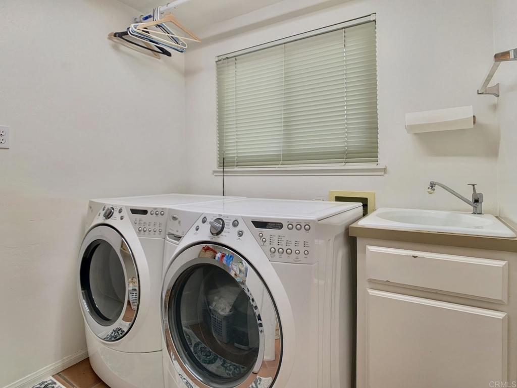 28743 Lebanon Road Pine Valley, CA 91962 - Photo 13 of 46 a utility room with dryer and washer