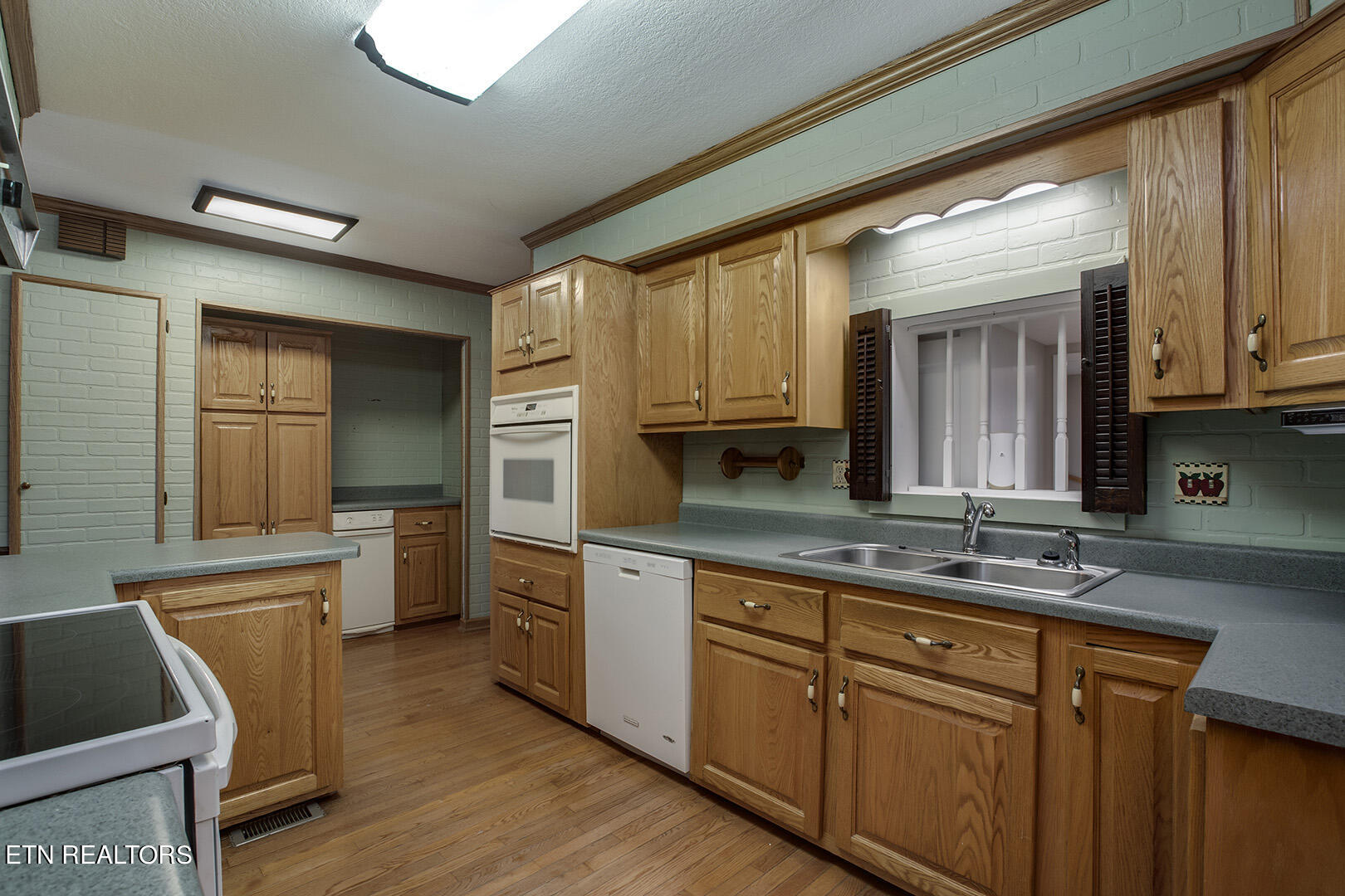 5110 Decatur Highway Ten Mile, TN 37880 - Photo 11 of 60 11_DecaturHighway_5110_Kitchen01