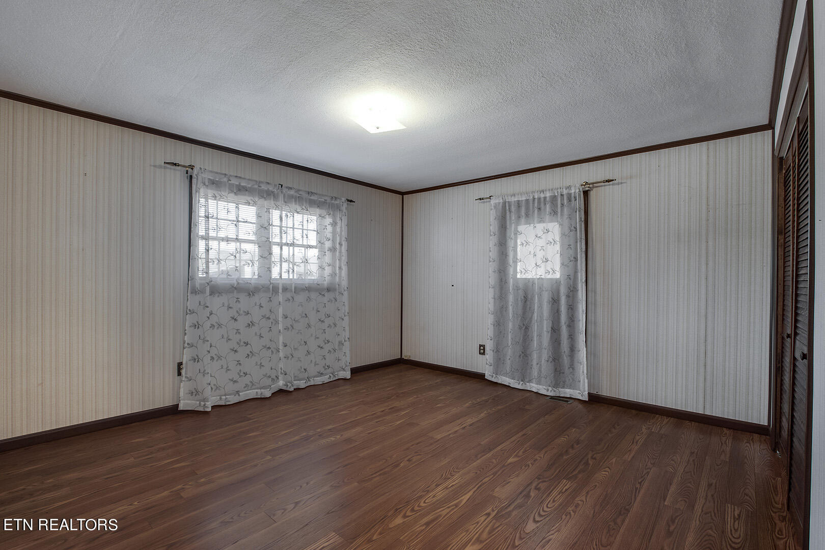5110 Decatur Highway Ten Mile, TN 37880 - Photo 16 of 60 16_DecaturHighway_5110_MasterBedroom