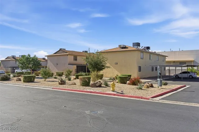 $1,500 | 3517 Rio Robles Drive, Unit D, North Las Vegas, NV 89030