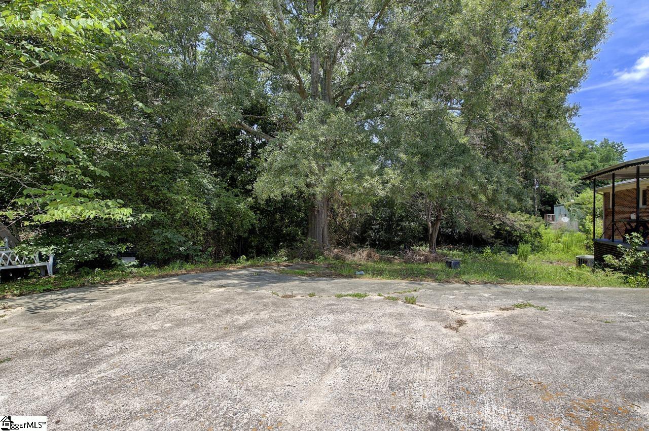 1105 East Georgia Road Simpsonville, SC 29681 - Photo 11 of 41
