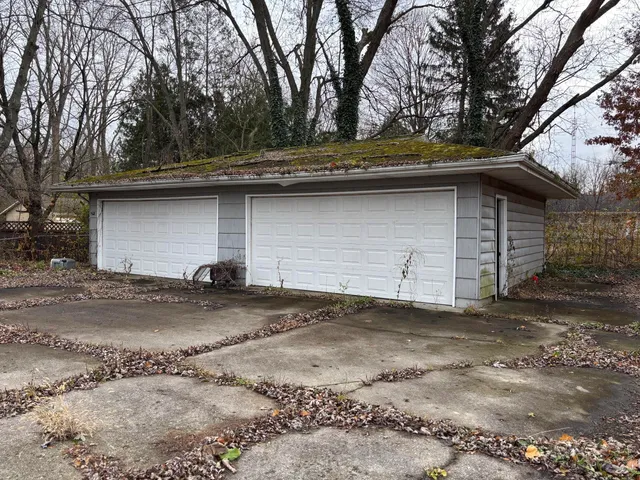 $99,500 | 109 Bradley Drive, Jackson, MI 49201