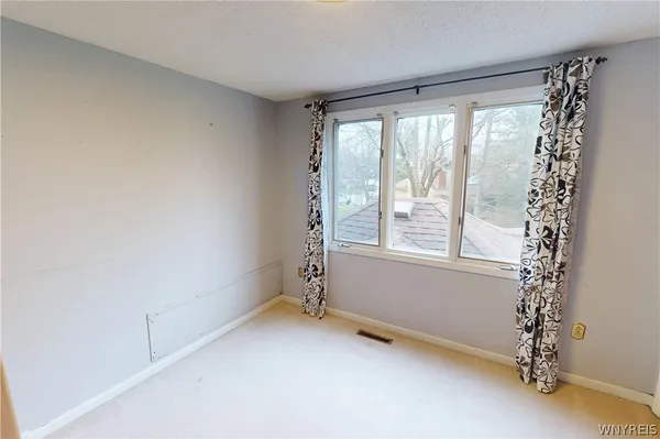 $3,600 | 30 Opal Court, Amherst, NY 14051