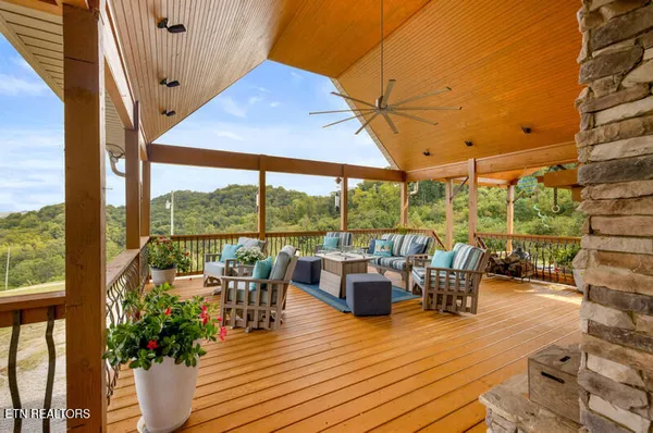 $1,950,000 | 1001 Dumplin Valley Road East, Jefferson City, TN 37760
