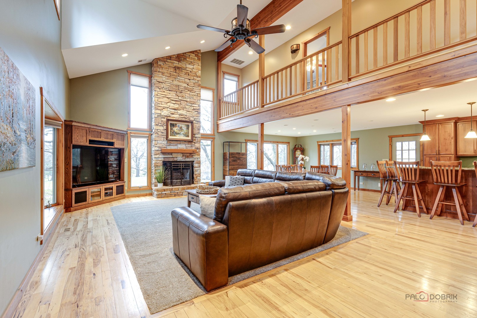 22481 West Wooded Ridge Road Lake Zurich, IL 60047 - Photo 8 of 62 Gallery Image 8