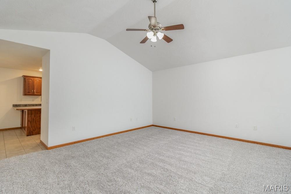 19406 Justice Road Lebanon, MO 65536 - Photo 7 of 24