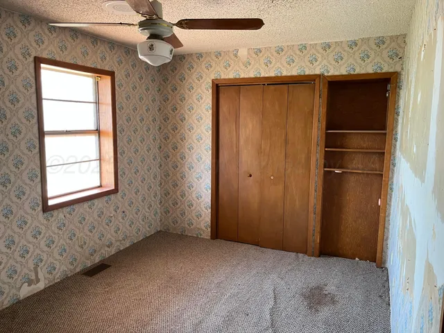 $230,000 | 879 Highway 83, Childress, TX 79201