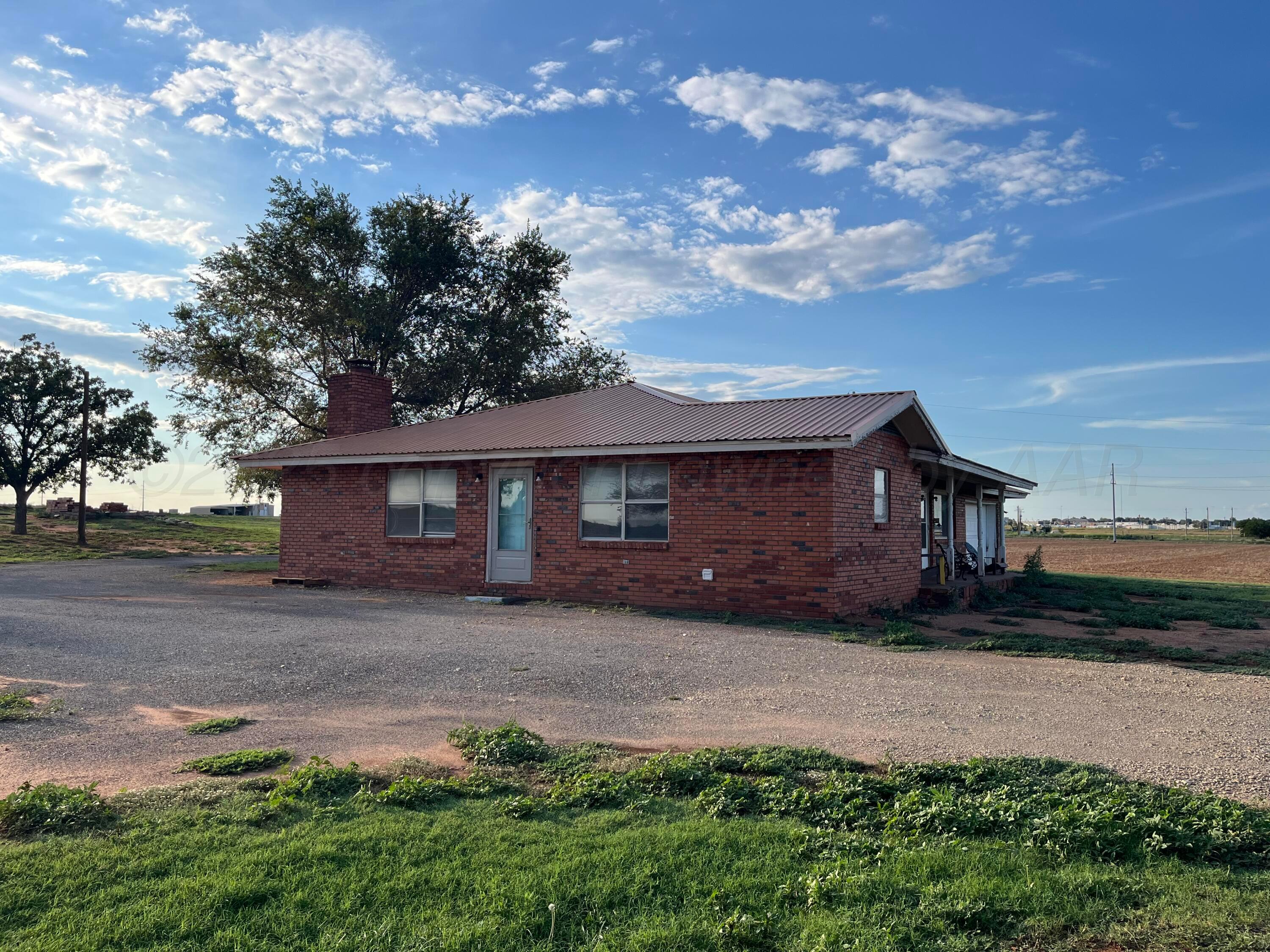 879 Highway 83 Childress, TX 79201 - Photo 28 of 30 IMG_2236