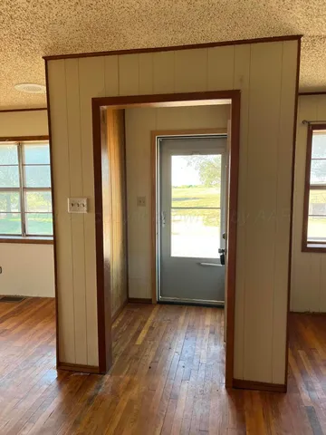 $230,000 | 879 Highway 83, Childress, TX 79201