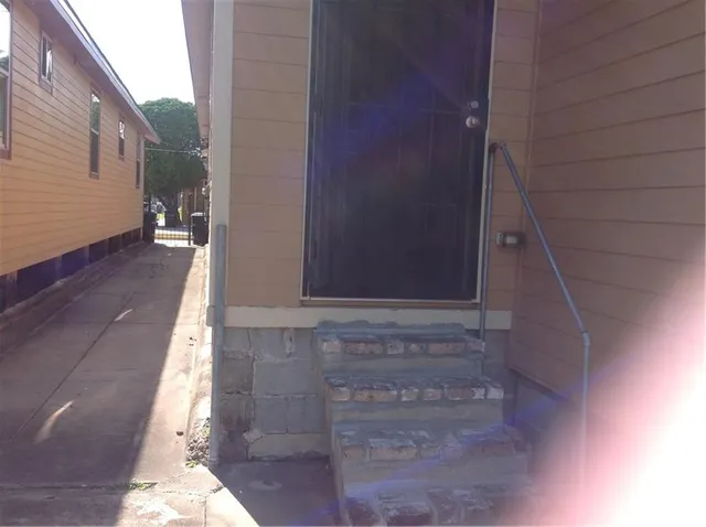 $1,150 | 933 St Maurice Avenue, Unit 933, New Orleans, LA 70117