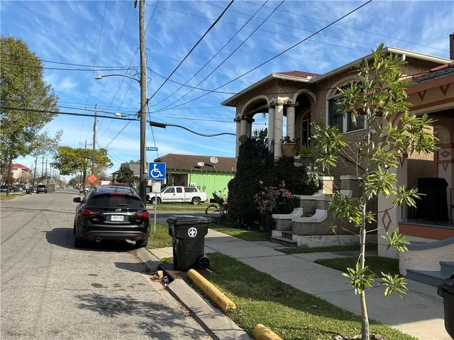 $1,150 | 933 St Maurice Avenue, Unit 933, New Orleans, LA 70117