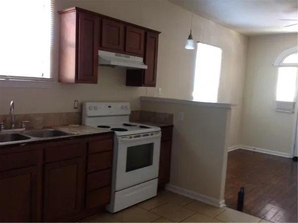 $1,150 | 933 St Maurice Avenue, Unit 933, New Orleans, LA 70117