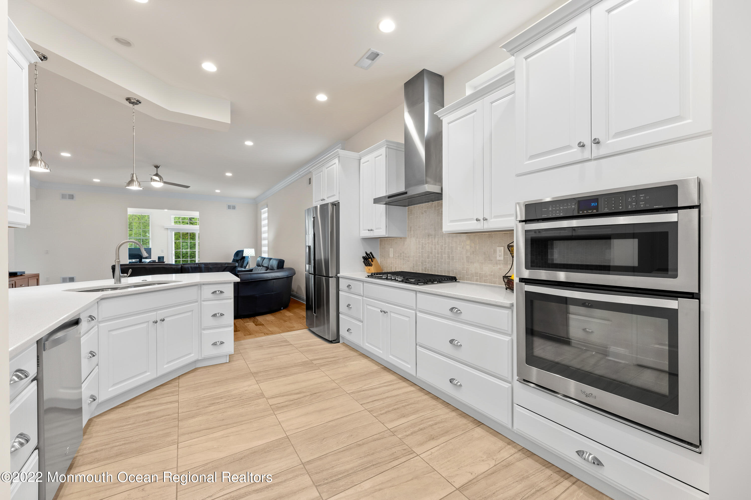 8 Tree Line Drive Freehold, NJ 07728 - Photo 3 of 20 Kitchen