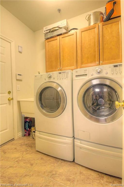 45459 North Stonewood Road Canton, MI 48187 - Photo 20 of 30