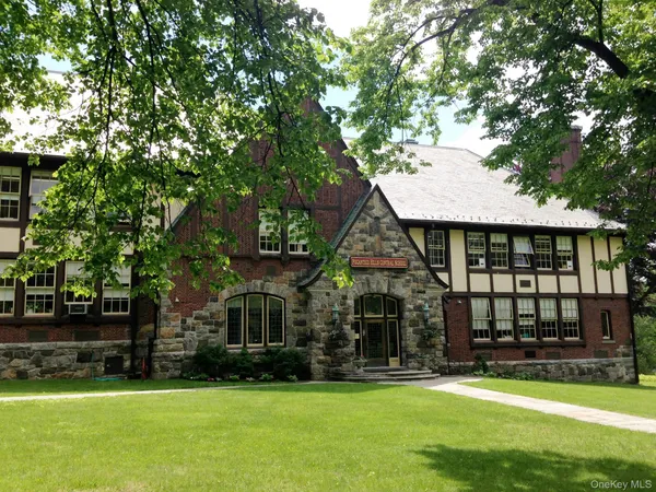 $1,799,000 | 19 Coprock Road, Sleepy Hollow, NY 10591