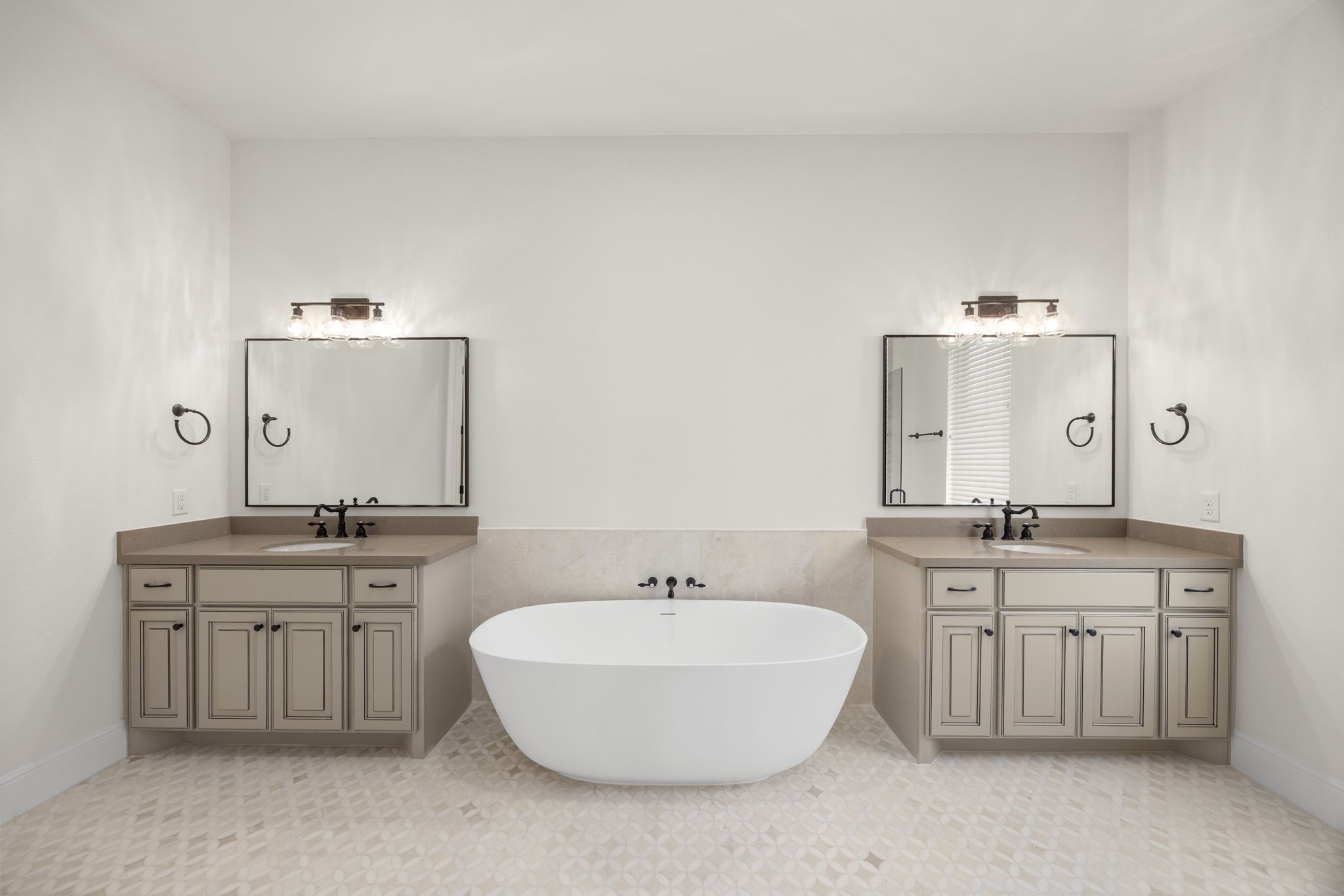 8551 Tombron Grove Road Magnolia, TX 77354 - Photo 5 of 49 The spacious layout features a large walk-in shower and soaking tub for relaxation.